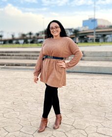 ✨ احصلي على البلوفر المثالي الذي يجمع بين الراحة والأناقة! ✨